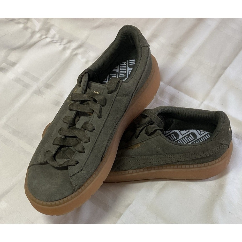 Puma Suede Classic Green Olive Sneakers Women's 9.5 Gum Sole Retro Casual‎ Shoe